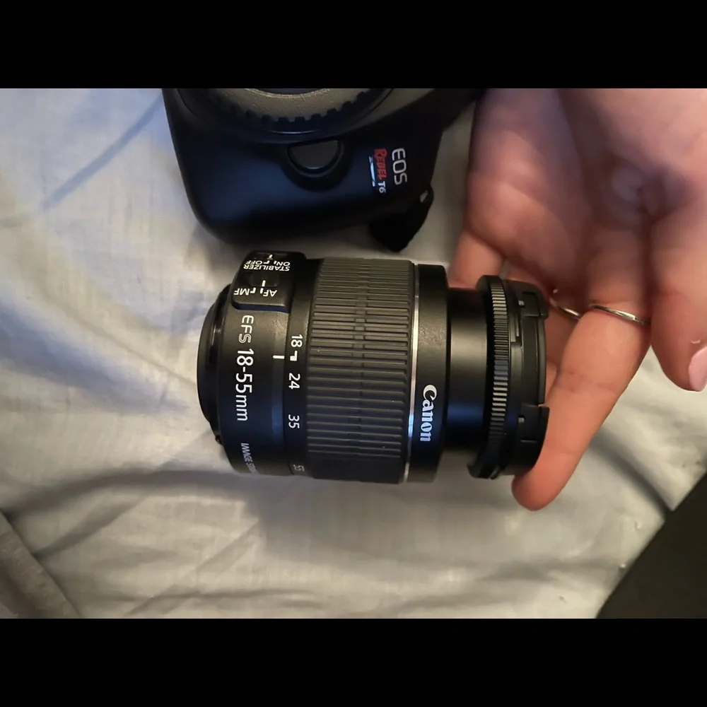 Canon EOS Rebel T6